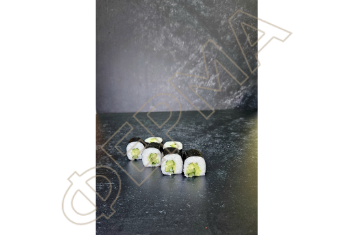 Макі огірок